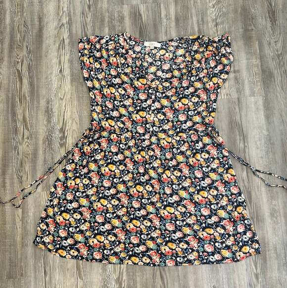 LOFT Dresses & Skirts - LOFT Floral Side-Tie Henley Mini Dress Size Medium